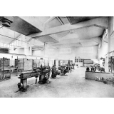 Ecole Pratique de Commerce et d'Industrie et Primaire Supérieure de Nîmes.