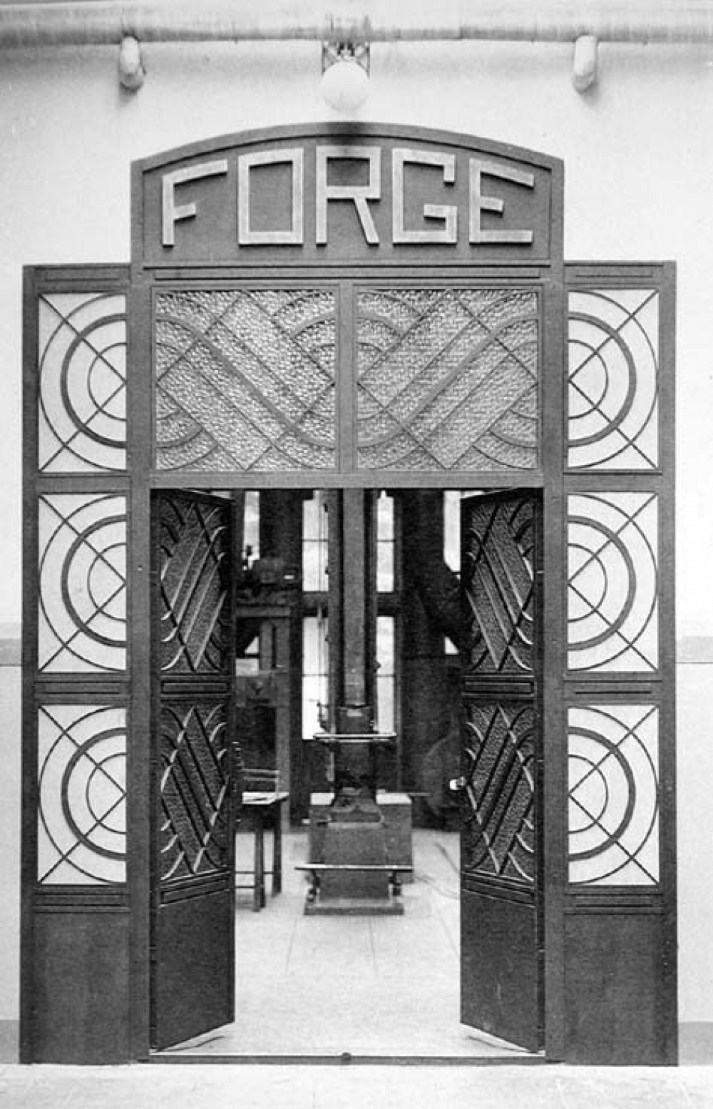 Ecole Nationale Professionnelle - Voiron. (Isère). 1931-1938.