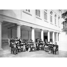 Collège Saint Joseph de Cluny - Castellana 47 (1926) - Madrid (1927) Espagne.