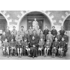 Institution St-Joseph - Fondée en 1543. Ancenis. (Loire - Atlantique). 1940-1941.