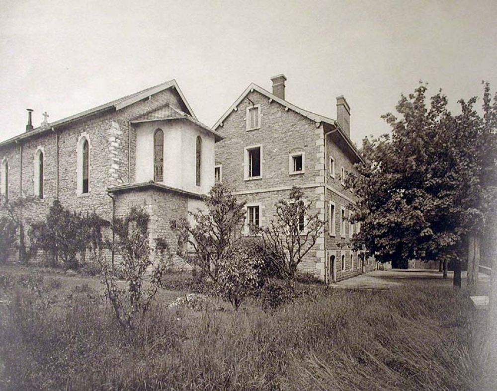 Pensionnat-Externat du Sacré-Coeur, rue de Villeneuve - Bourg (Ain). 1935-1936.