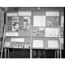 Exposition à l'IPN (VI-54) : hygiène scolaire et universitaire