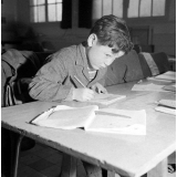 Méthode Freinet : l'apprentissage de l'imprimerie et la réalisation d'un journal scolaire. L'écriture d'un article.