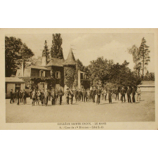 Collège Sainte-Croix - Le Mans - 6 - Cour de 1re Division - Côté S.-O.