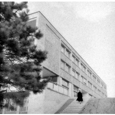 Ecole de plein air : centre de formation des professeurs : le bâtiment principal