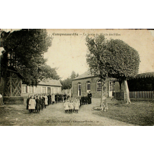 Campneuseville - La sortie de l'Ecole des Filles.