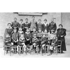 Ecole Léon XIII - Châteauroux. (Indre). 1923-1924.