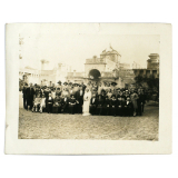 Photographie de groupe, un mariage. 