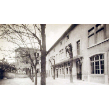 Cours Libre du Sacré-Coeur, Avenue de la Gare. Tournon (Ardèche).