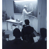 Faculté de médecine et de pharmacie : Au tableau noir, analyse de la gorge