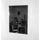 Collège d'enseignement technique pour jeunes filles. Deux enseignantes dans la salle des professeurs.
