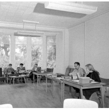 Médecine mentale universitaire : une salle de repos