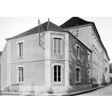 Ecole Primaire Supérieure et Ecole Prartique de Commerce et d'Industrie. Sens (Yonne).
