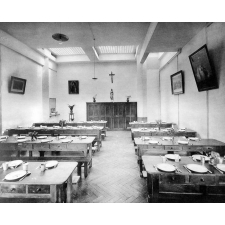 Institution Sainte-Anne, 18, rue de l'Observatoire - Brest.