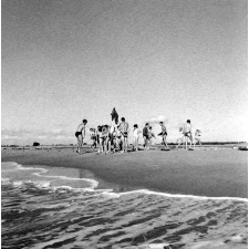 Ligue française de l'Enseignement : camp familial de vacances, la plage