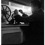 Enseignement audiovisuel : le montage d'un film.