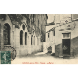 Institution Jeanne-d'Arc - Nevers - Le Parloir.