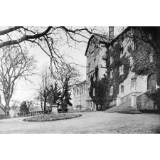 Ecole Notre-Dame, Guéret. (Creuse). 1934-1935.
