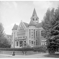 Cité internationale universitaire de Paris, boulevard Jourdan: pavillon étranger