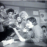 Collège-lycée technique Sophie Germain : l'enseignement commercial et le secrétariat.