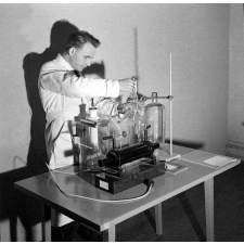 I.P.N. : une machine
