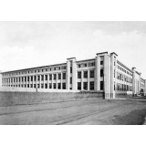 Ecole Pratique de Commerce et d'Industrie et Primaire Supérieure de Nîmes.