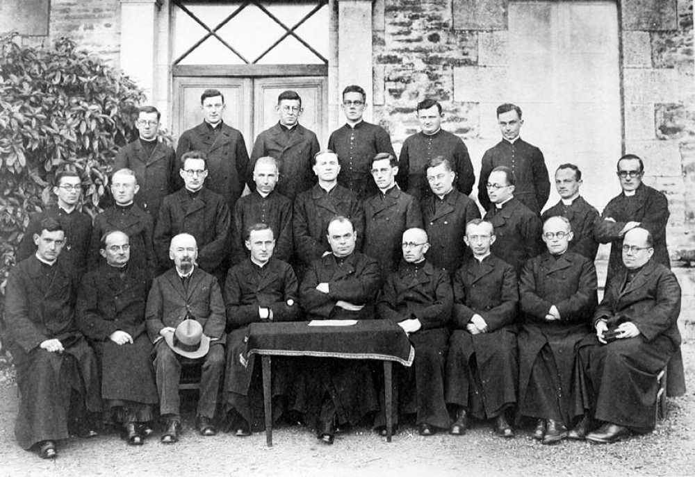 Petit Séminaire Sainte-Croix - Châteaugiron. (Ille et vilaine). 1940-1941.