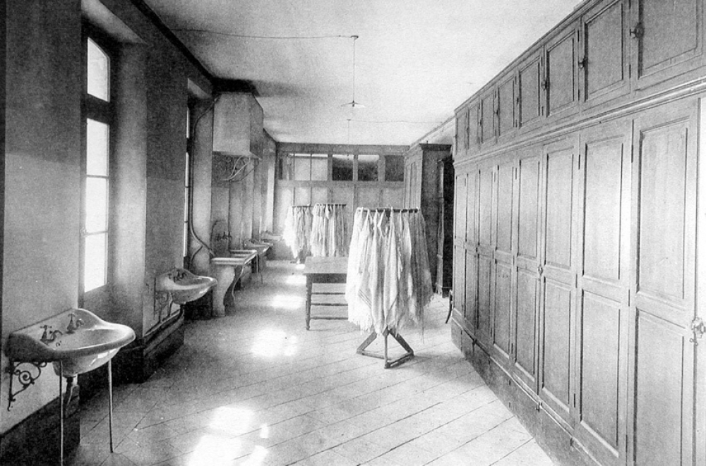 Institut Familial de Jeunes Filles. Montauban. Année 1934-1935. 
