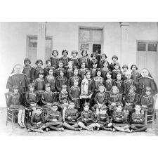 Pensionnat Saint-Joseph de l'Apparition - Beyrouth. 1929-1930. (Liban).