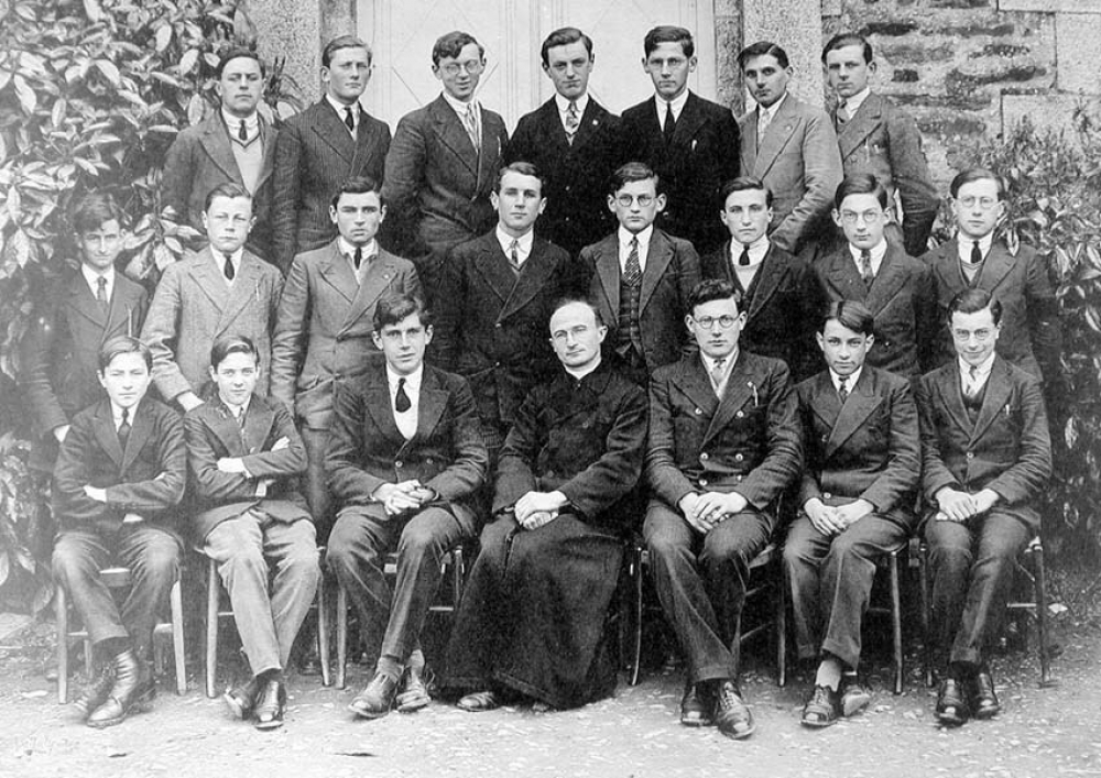 Petit Séminaire Sainte-Croix - Châteaugiron. (Ille et Vilaine). 1931-1932.