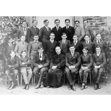 Petit Séminaire Sainte-Croix - Châteaugiron. (Ille et Vilaine). 1931-1932.