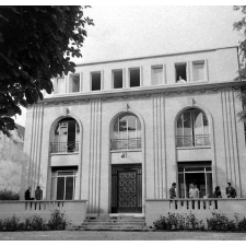 Médecine mentale universitaire : un bâtiment