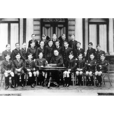 Ecole Libre Jeanne D'Arc, 25 bis, Rue Colbert - Lille. Année 1937-1938.