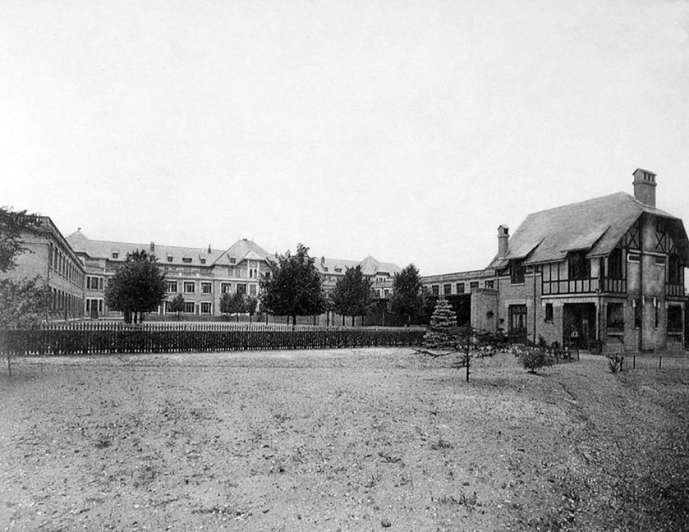 Ecole Pratique de Jeunes Filles de Sotteville-Lès-Rouen. 