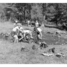 Colonie sanitaire de Montboissier : pêche aux écrevisses