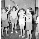 Cours d'art Martenot, château de la Guette : initiation musicale par le geste
