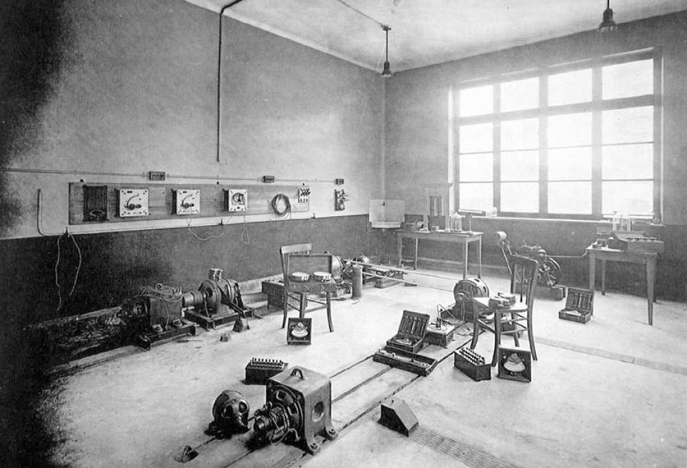 Ecole Professionnelle de l'Est - Nancy. (Meurthe et Moselle).Année Scolaire 1927-1928.