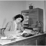 Collège d'enseignement technique pour jeunes filles. Le bureau de la surveillante générale. 