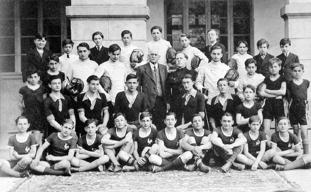 Ecole Saint-Caprais - Agen. (Lot-et -Garonne). 1933-1934.