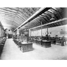 Ecole Pratique de Commerce et d'Industrie - Le Puy. (Haute-Loire). 1934-1935.