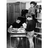 Coopératives scolaires : école primaire d'Argenteuil, bibliothèque de l'école