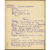Cahier de devoirs mensuels.