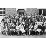 Ecole Primaire Supérieure de Jeunes Filles. Avesnes. 1932-1933. 