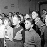 Enseignement musical, cours de Mme Cory : la répétition du chant.