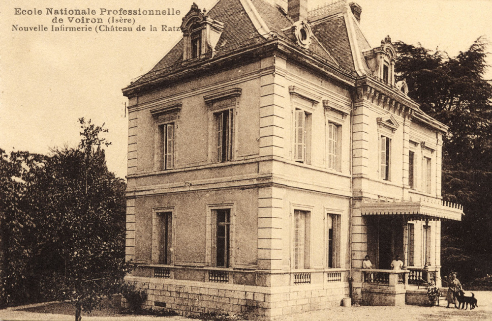 Ecole Nationale Professionnelle de Voiron (Isère) - Nouvelle Infirmerie (Château de la Ratz).
