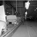 Régie Renault : la chaîne de montage des Dauphines
