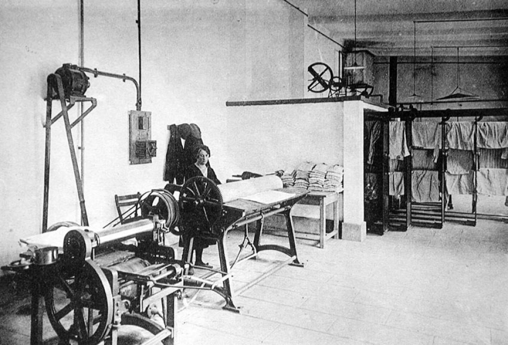 Ecole Nationale Professionnelle Jean Dupuy - Tarbes. 1928-1929. Industrie-Commerce-Hôtellerie.