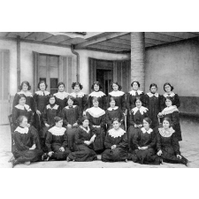 Institution des Dames Africaines - St Pierre. Oran (1912). (Algérie). 