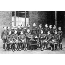 Institution Saint-Louis. Roubaix. Année scolaire 1930-1931.