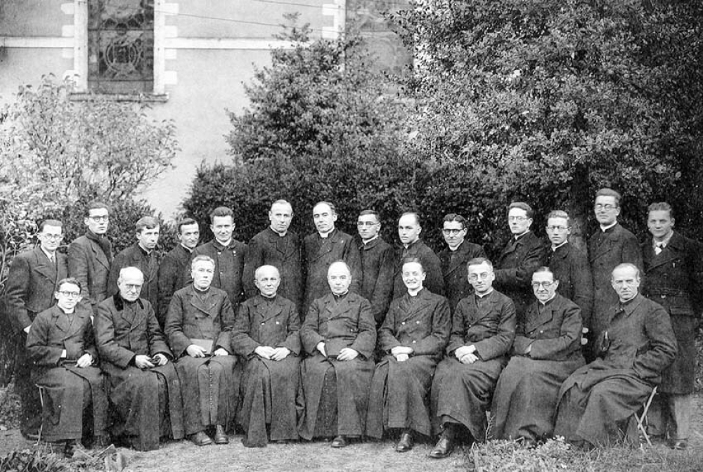 Institution Urbain Mongazon - Angers. (Maine-et-Loire). 1942-1943.